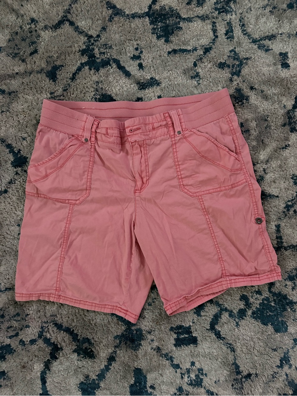Relaxed Fit Pink Cargo Shorts for Women